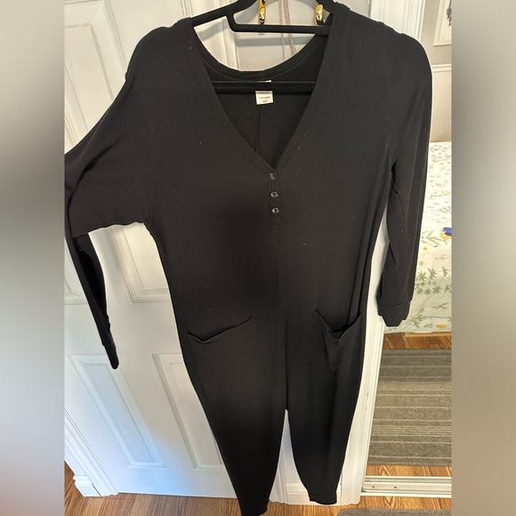 Smash + Tess Henley Romper in black. size small - Picture 3 of 3